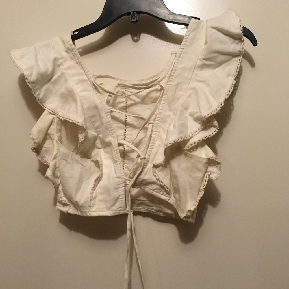 Elegant Cream Ruffle Top - Picture 2 of 3